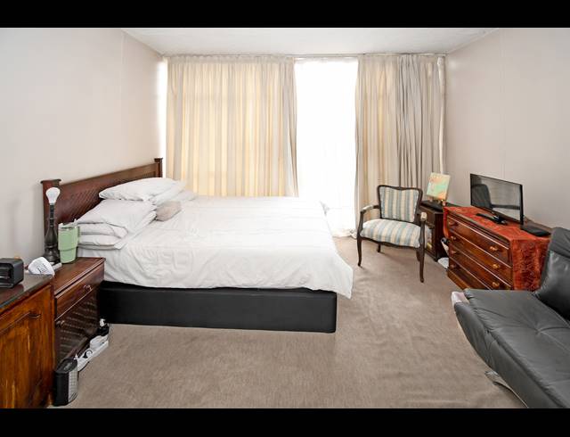 3 BEDROOM APARTMENT FOR SALE IN GRESSWOLD